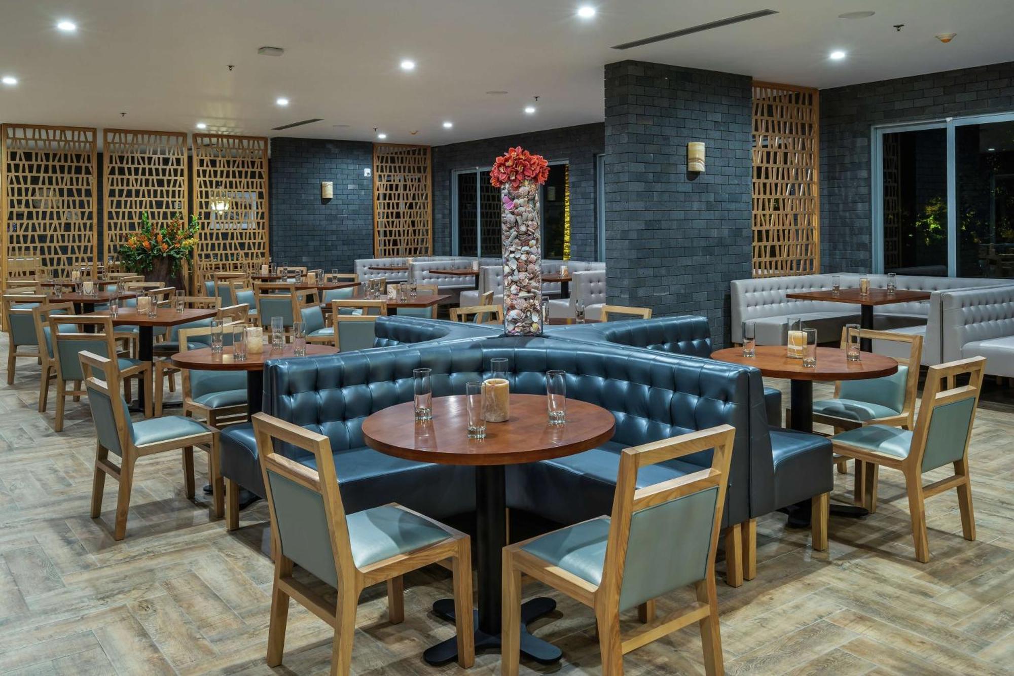 코이 리조트 세인트 키츠, 큐리오 컬렉션 바이 힐튼 바스테르 외부 사진